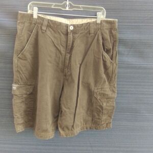 Wrangler Originals Hero Shorts, size 36, Green 8 pockets